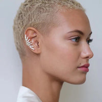 Dafne Earcuff